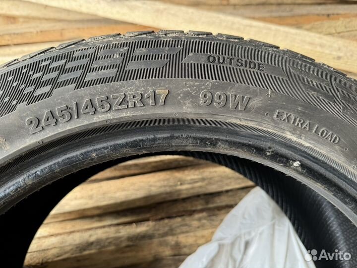 DoubleStar DSU02 245/45 R17 99W