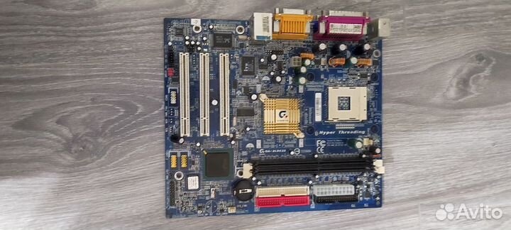 Материнская плата с процессором