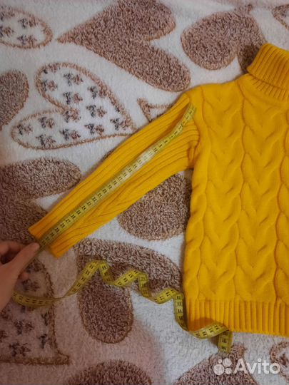 Кофта вязаная