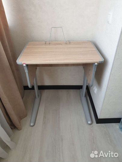 Письменный стол Demi