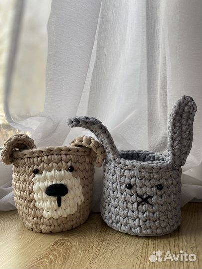 Вязаные корзинки ручной работы