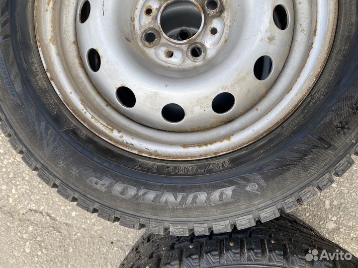 Колеса в сборе зимние шипованые 175 70 14