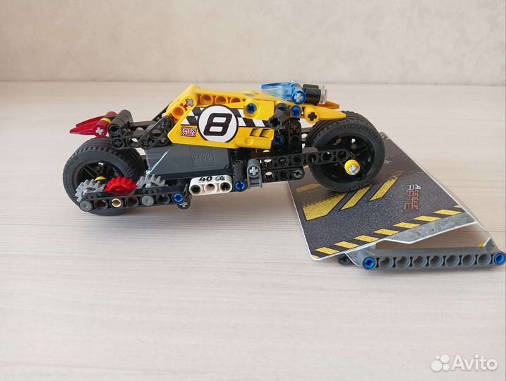 Lego Technic 42059 42058