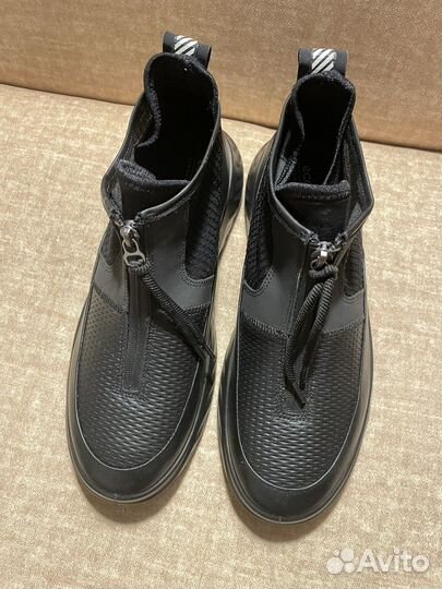 Кроссовки ecco 38 новые