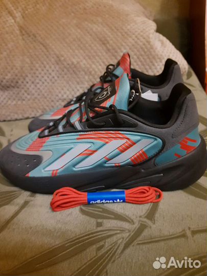 Adidas Ozelia Marvel (US 13)