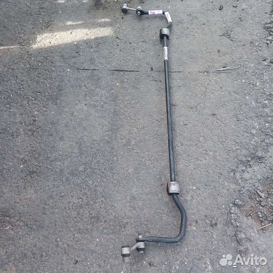 Мерседес GLA, стаблизатор задный