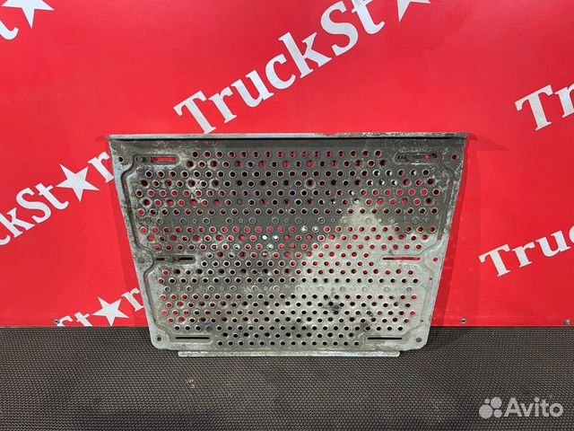 Трап на раму центральный Daf XF105