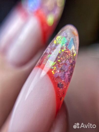 Наращивание и покрытие ногтей, маникюр, педикюр