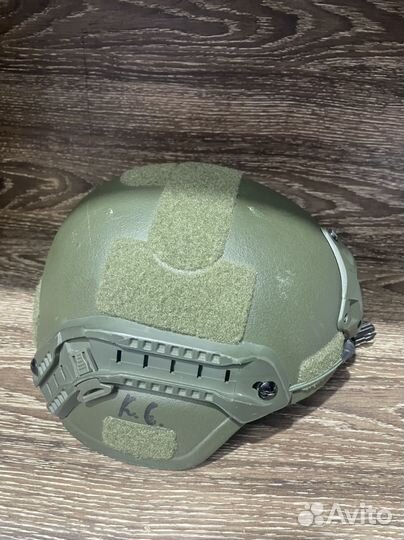 Военный шлем тактический