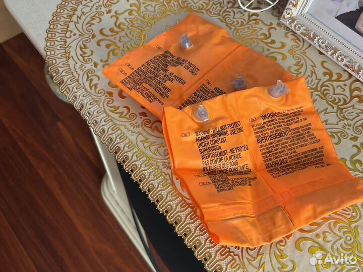 Нарукавники для плавания