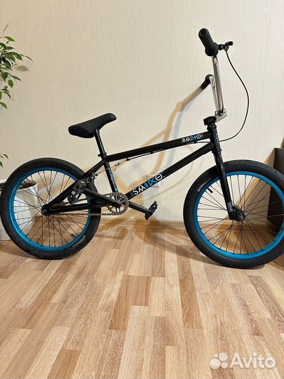 Трюковой велосипед BMX