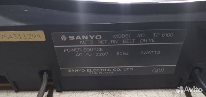 Проигрыватель винила Sony и Sanyo
