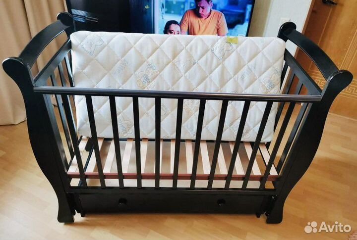 Кроватка с маятником Лель,Кубаночка-7