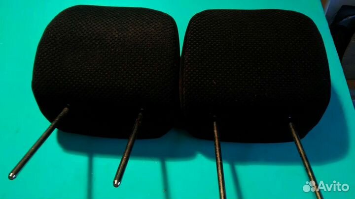 Подголовники 2 штуки на Hyundai Tucson 1 поколения