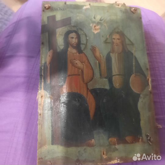 Старинные иконы на доске