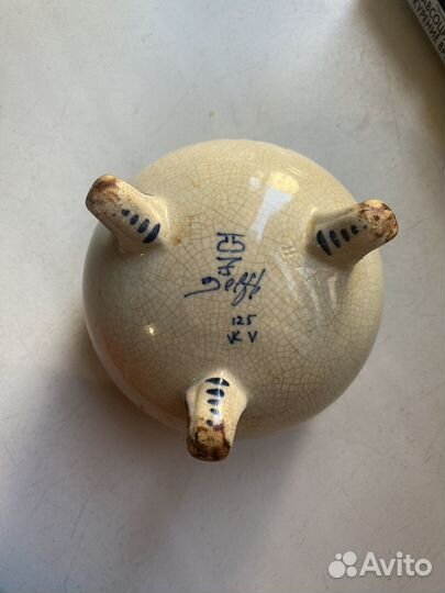 Старинные шкатулки, вазочки