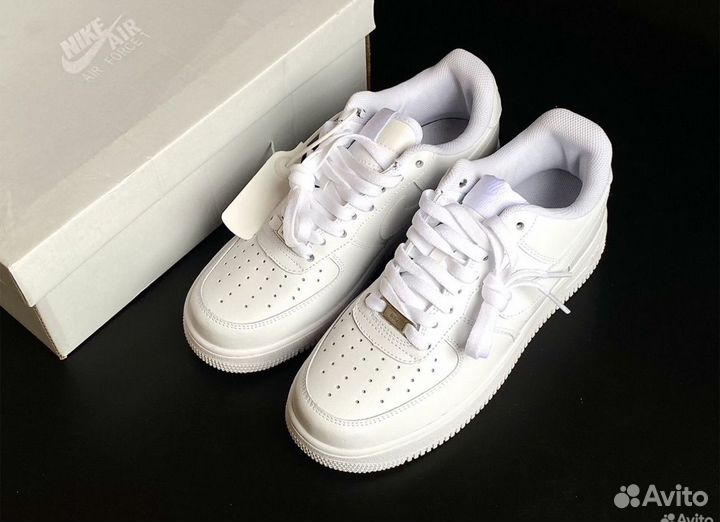 Nike Air Force 1 White