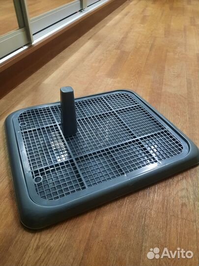 Лоток для собак со столбиком