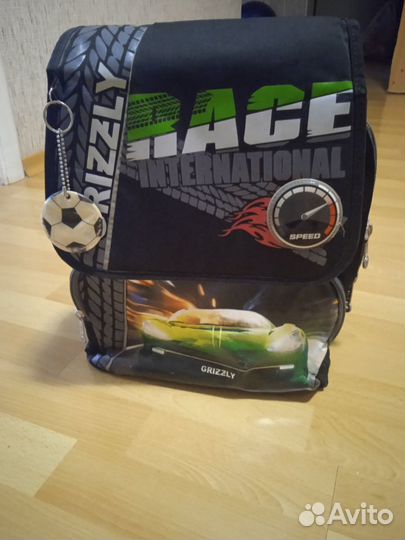 Школьный рюкзак