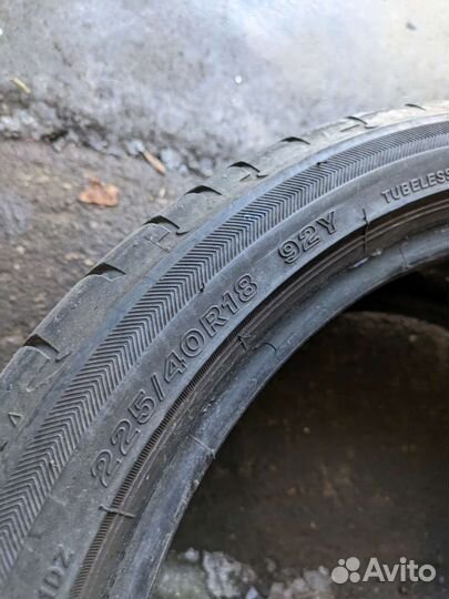 Bridgestone Potenza S001 225/40 R18