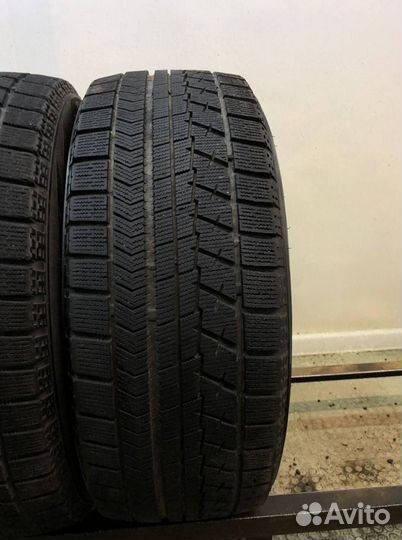 Bridgestone Blizzak VRX 225/55 R17 98W