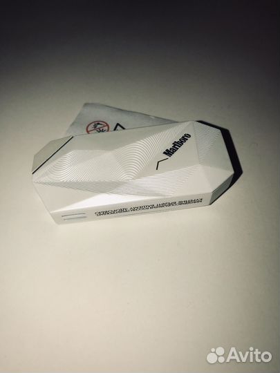 Новая зажигалка Marlboro