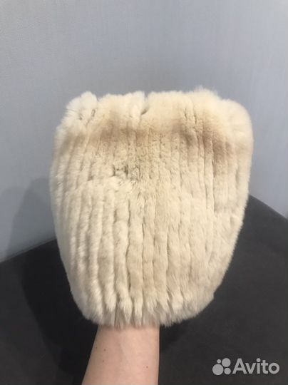 Зимняя женская шапка из меха кролика