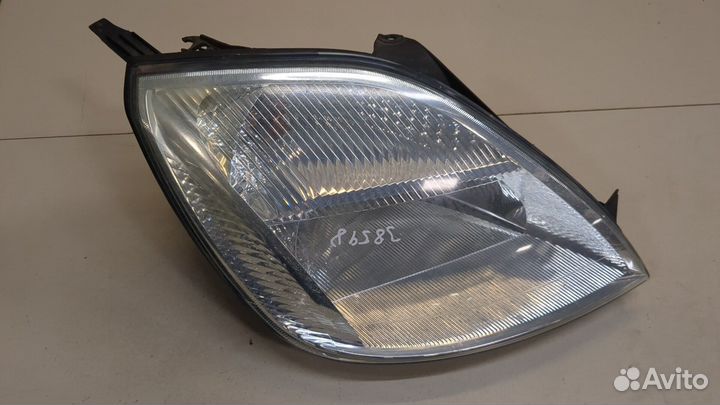 Фара (передняя) Ford Fiesta, 2003