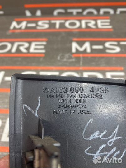 Накладка на торпеду Mercedes-Benz M-Class W163