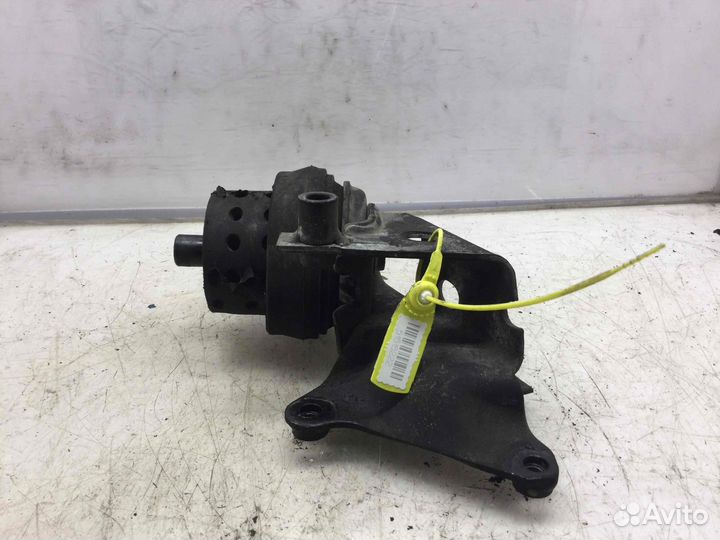 Подушка крепления кпп Volkswagen Golf AFT