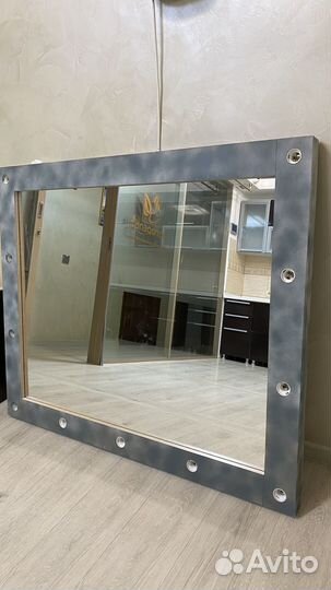 Зеркало с подсветкой