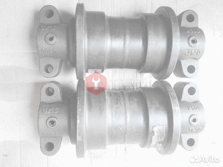 Каток опорный Hitachi 9253782