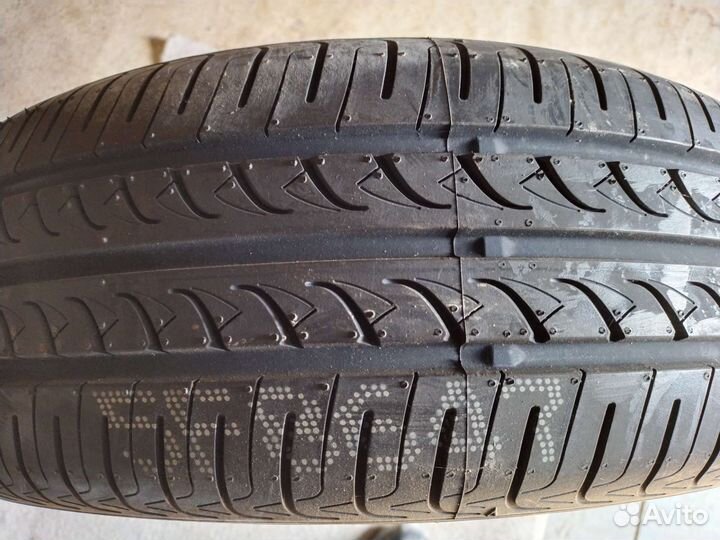 Yokohama BluEarth AE01 185/60 R15 84H
