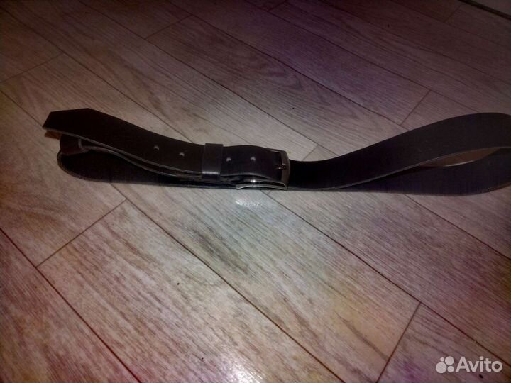 Мужской кожаный ремень
