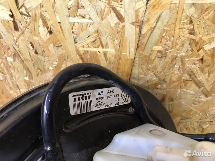 Вакуумный усилитель тормозов Renault Megane 2