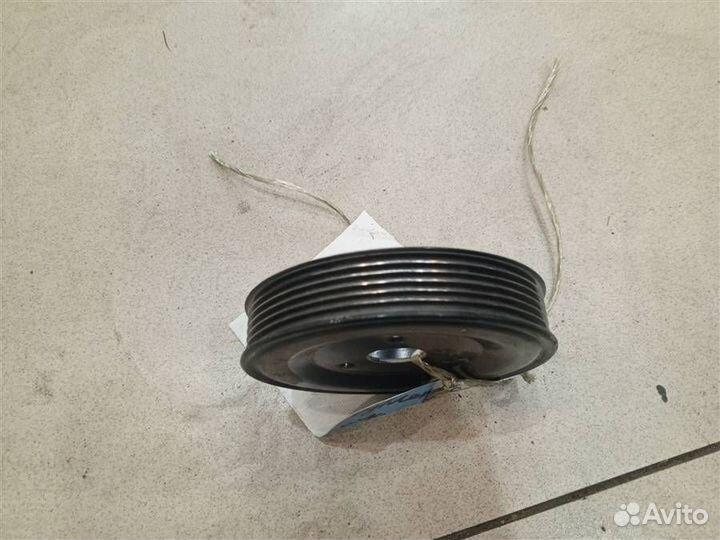 Шкив водяного насоса (помпы) Mitsubishi Outlander