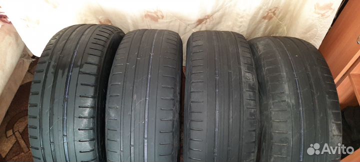 Nokian Tyres Hakka Black SUV 235/65 R17 108V