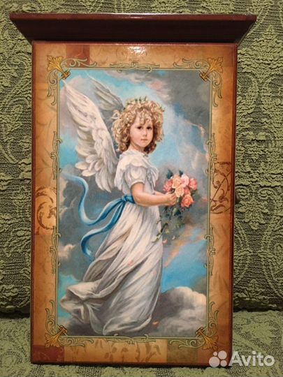 Ключница настенная