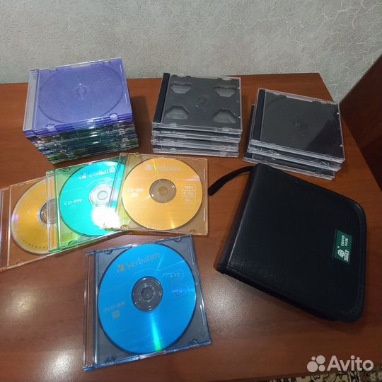 DVD, CD диски чистые, сумка, пустые коробки для ди