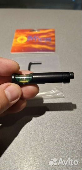 Пузырьковый уровень на карабин на планку вивера