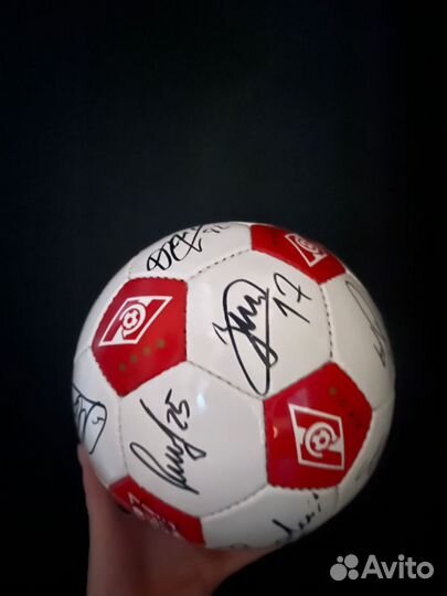 Мяч с автографами фк спартак