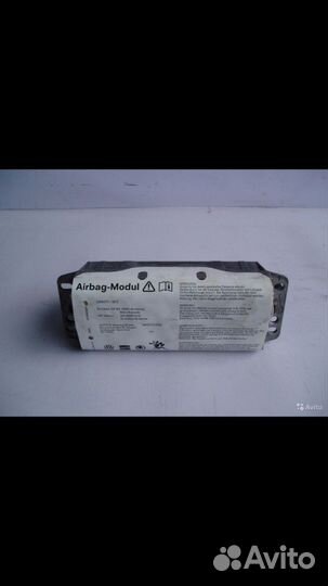 Volkswagen Golf 5 стекло,подушка безопастности