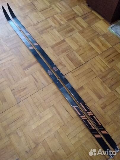 Лыжи беговые деревянные 200