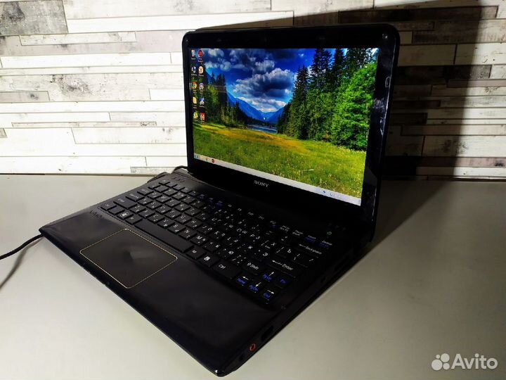 Sony vaio Sve1112M1RB - 2 Ядра \ 3 Озу \ 320 HDD