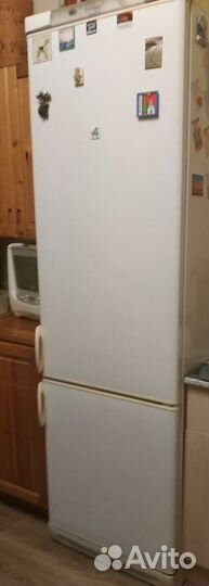 Холодильник двухкамерный electrolux