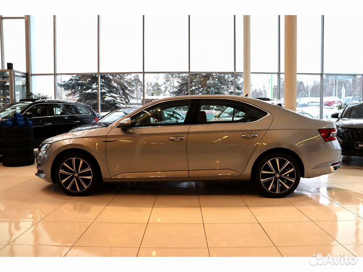 Skoda Superb 1.4 AMT, 2024