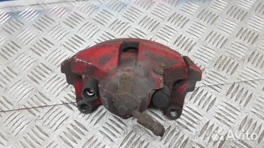 Суппорт тормозной передний правый skoda octavia A5