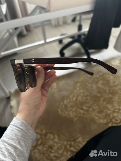 Солнцезащитные очки