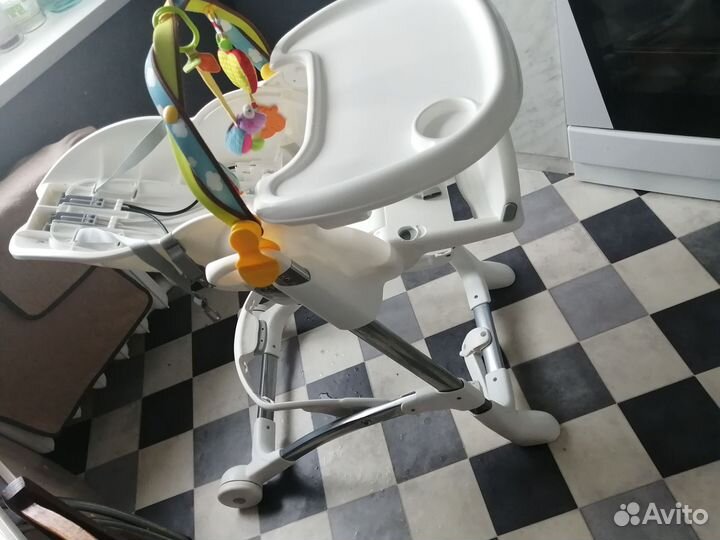 Стул для кормления