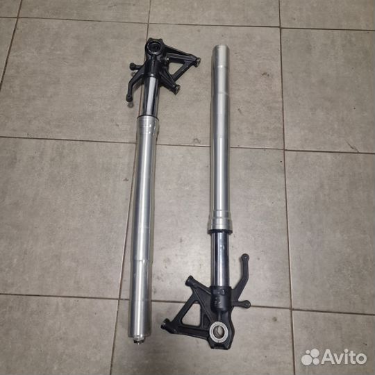 Kawasaki ZX6R 07-08 вилка